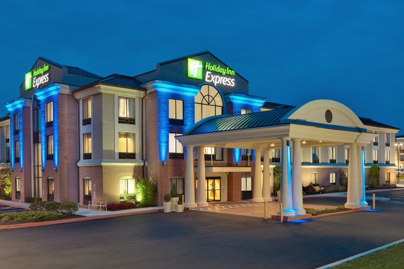 HOLIDAY INN EXP STE QUAKERTOWN