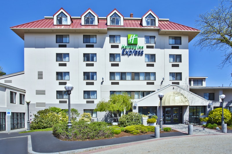 HOLIDAY INN EXPRESS WALTHAM