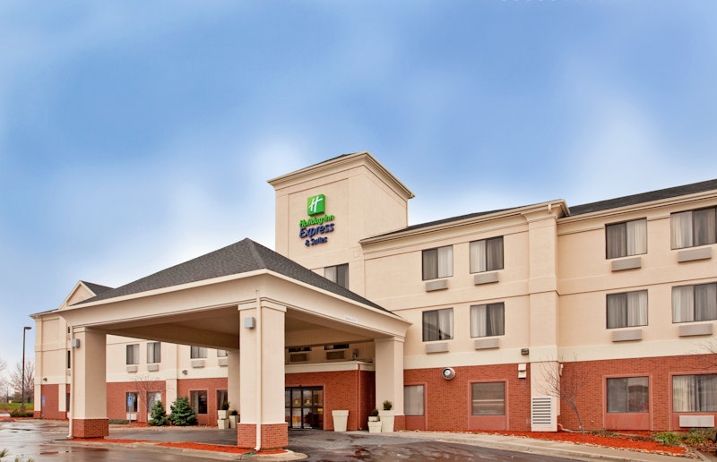 HOLIDAY INN EXP STES LIBERTY