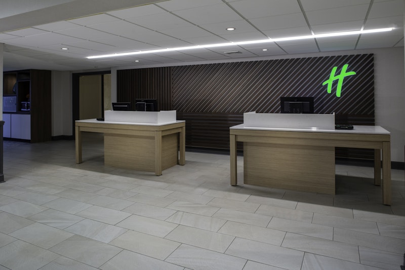 HOLIDAY INN – MARLBOROUGH