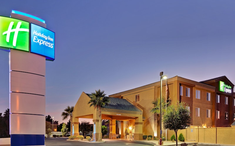 HOLIDAY INN EXPRESS NELLIS