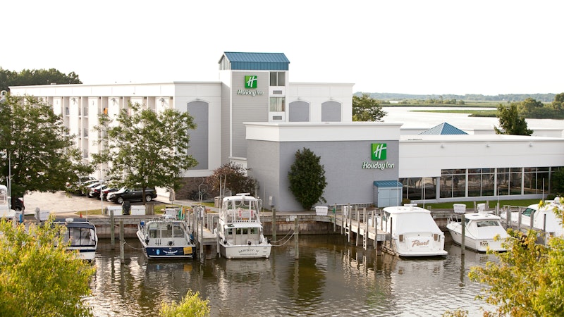 HOLIDAY INN SPRING LAKE