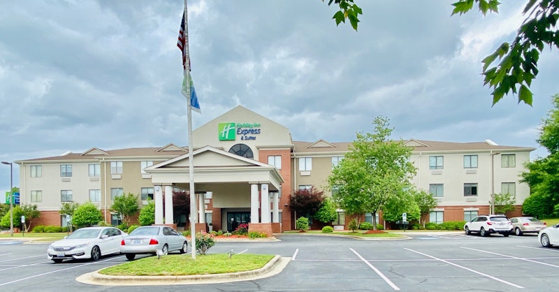 HOLIDAY INN EXP STES REIDSVILL