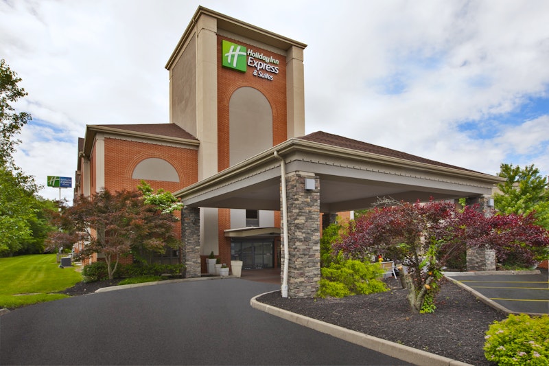 HOLIDAY INN EXP STES MILFORD