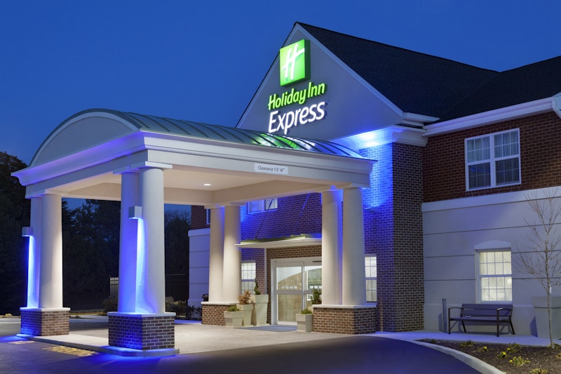 HOLIDAY INN EXPRESS WILLIAMSBURG