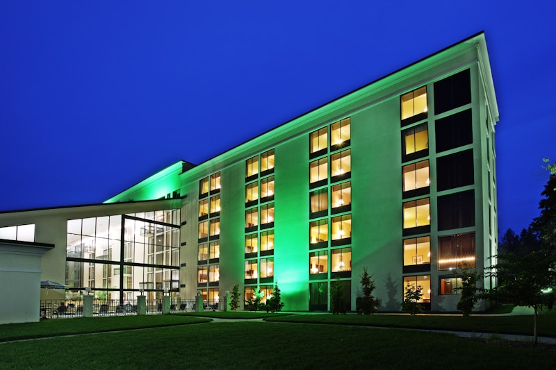 HOLIDAY INN ASHEVILLE BILTMORE