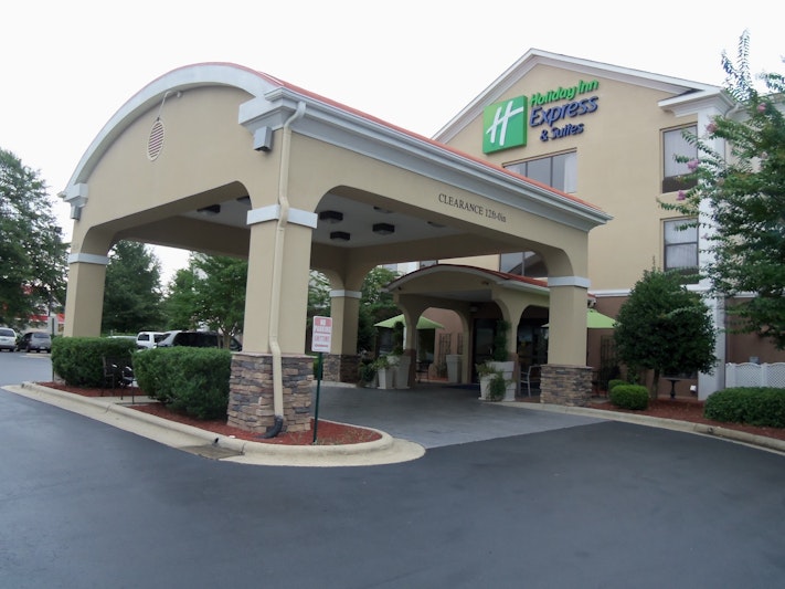 HOLIDAY INN EXP STES SANFORD