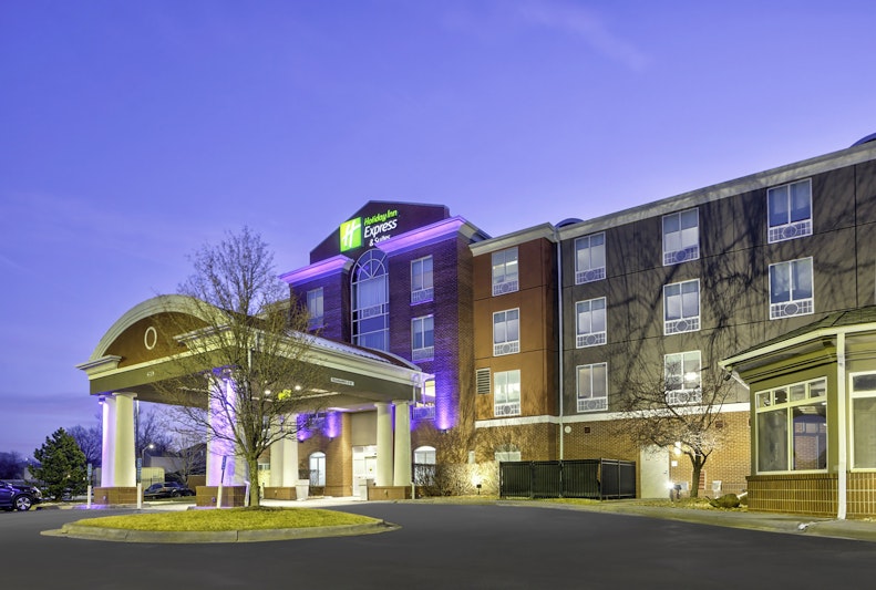HOLIDAY INN EXP STES GRANDVIEW