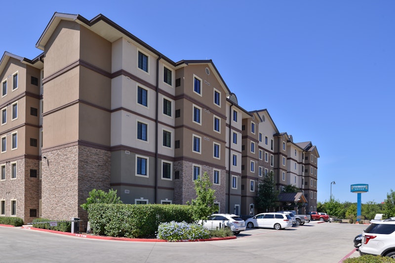 STAYBRIDGE SUITES STONE OAK