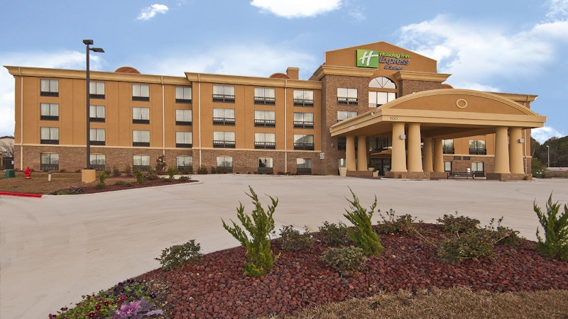 Holiday Inn Express Suites Pearl