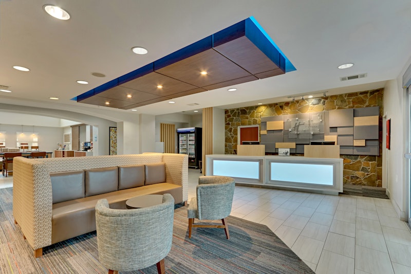 Holiday Inn Express Hotel & Suites WEATHERFORD