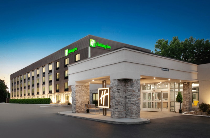 HOLIDAY INN MAYFIELD