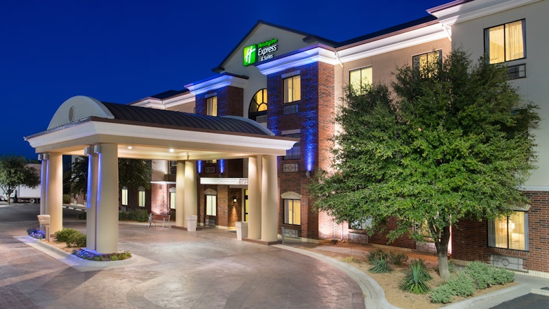 HOLIDAY INN EXP STES MIDLAND