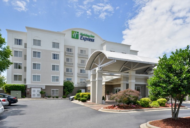 HOLIDAY INN EX STE MOORESVILLE