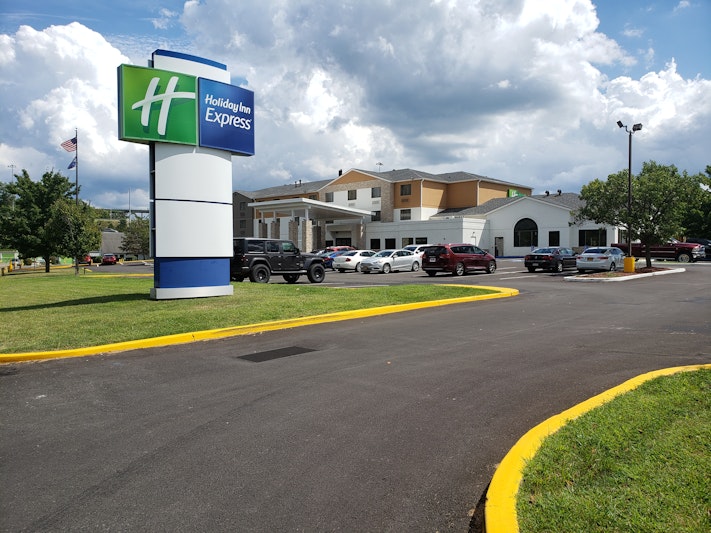 HOLIDAY INN EXP NORTH