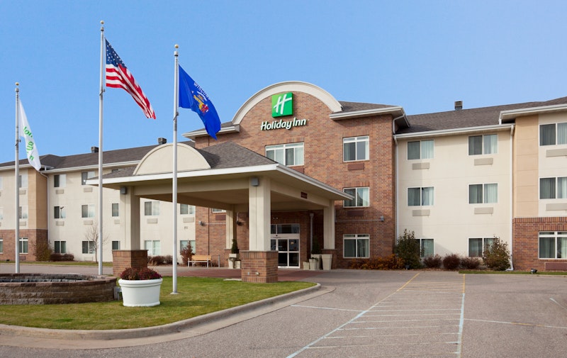 HOLIDAY INN MARSHFIELD