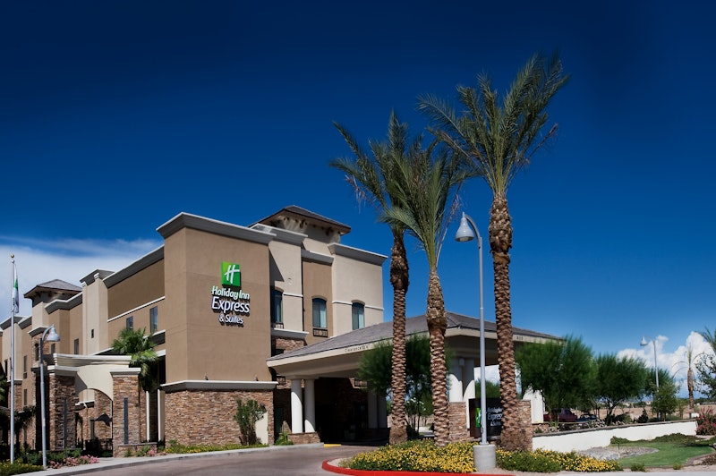 HOLIDAY INN EXP STES GLENDALE