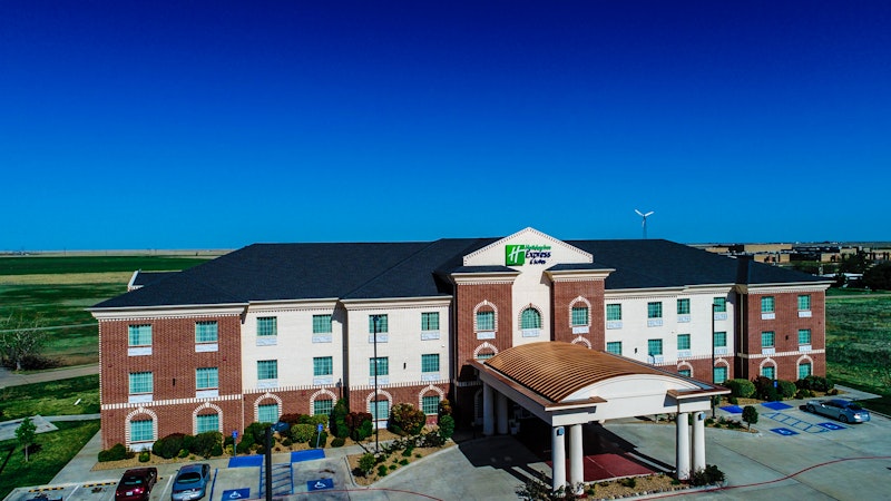 HOLIDAY INN EXP STES PAMPA