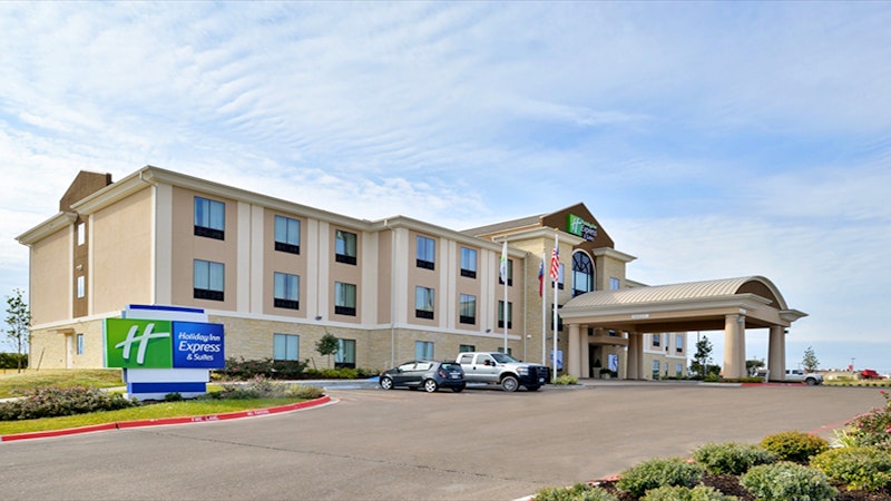 Holiday Inn Express and Suites Schulenburg