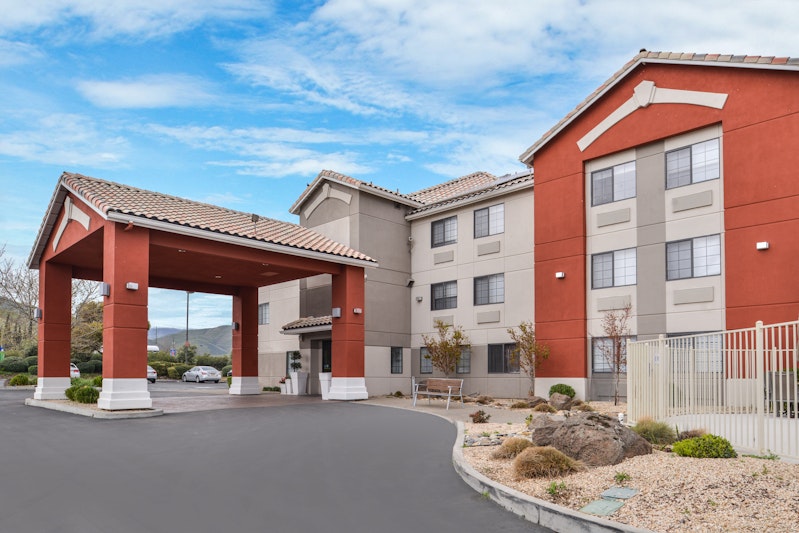 HOLIDAY INN EXPRESS WESTLEY