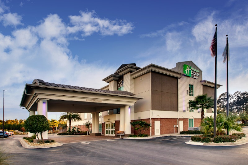 HOLIDAY INN EXP STES YULEE