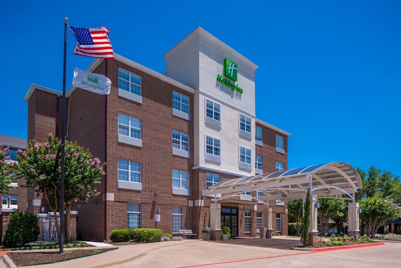 HOLIDAY INN EXP STES ADDISON