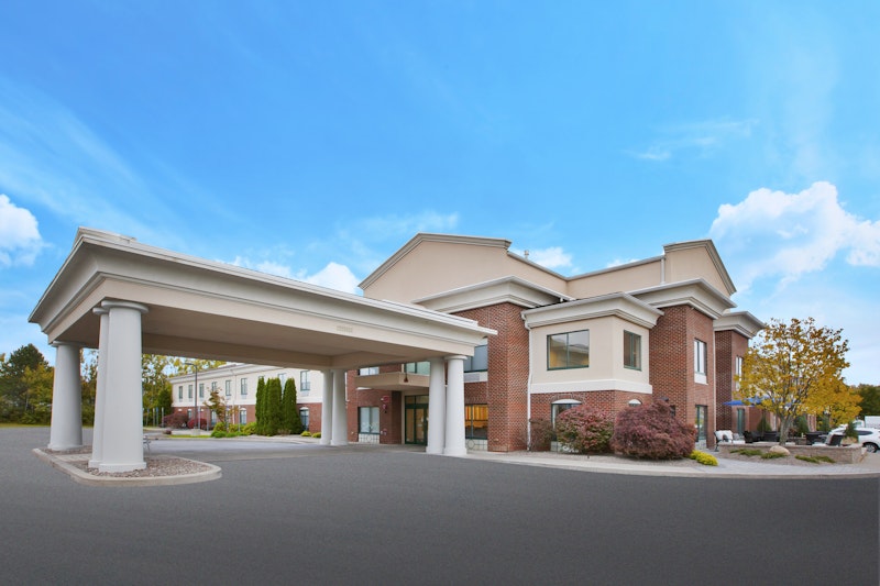 HOLIDAY INN EXP STES VICTOR