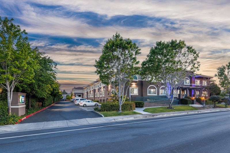 Holiday Inn Express and Suites Mountain View Silicon Valley