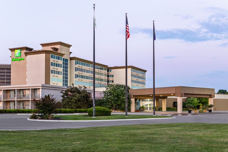 HOLIDAY INN HURSTBOURNE I-64E