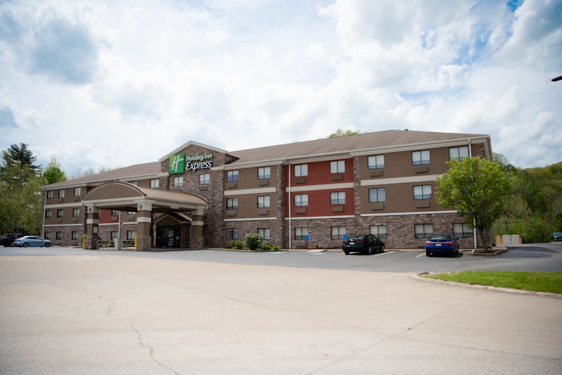 Holiday Inn Express Winfield – Teays Valley