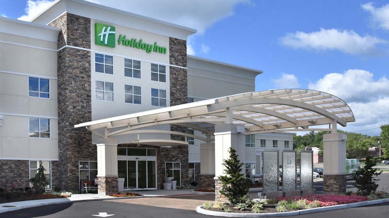 HOLIDAY INN CANTON NORTH