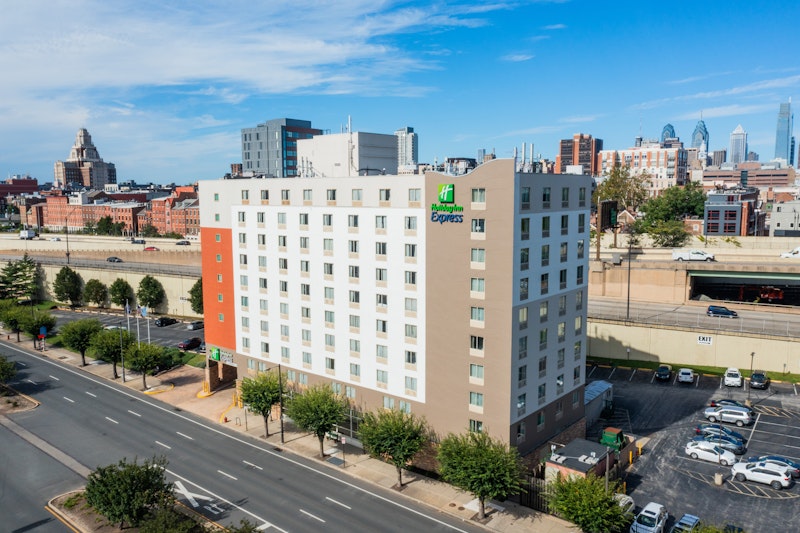 Holiday Inn Express Penns Landing