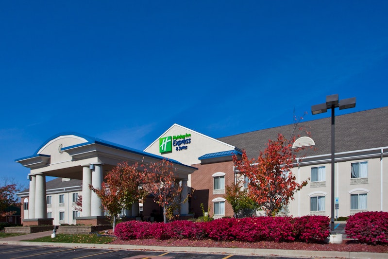 HOLIDAY INN EXPRESS WATERFORD