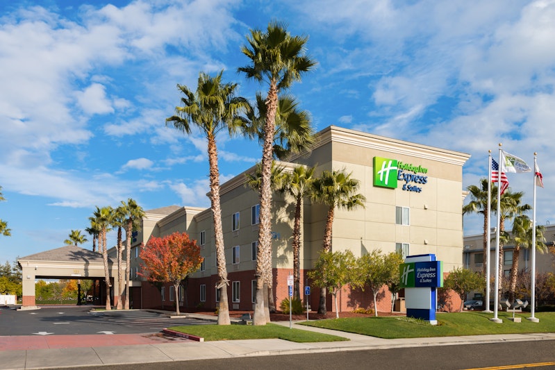 HOLIDAY INN EXP STES VACAVILLE