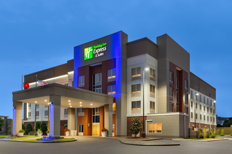 HOLIDAY INN EXP STES UNIV