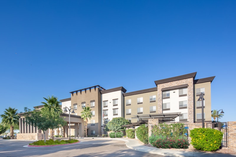 HOLIDAY INN EXP STES SURPRISE