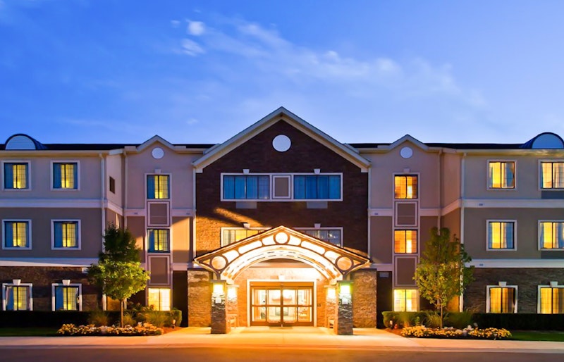 STAYBRIDGE SUITES NOVI