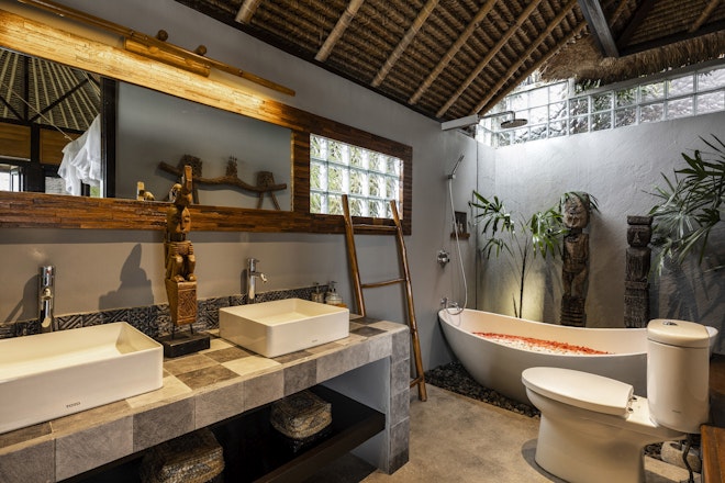 Kenyeri Villa - Bathroom
