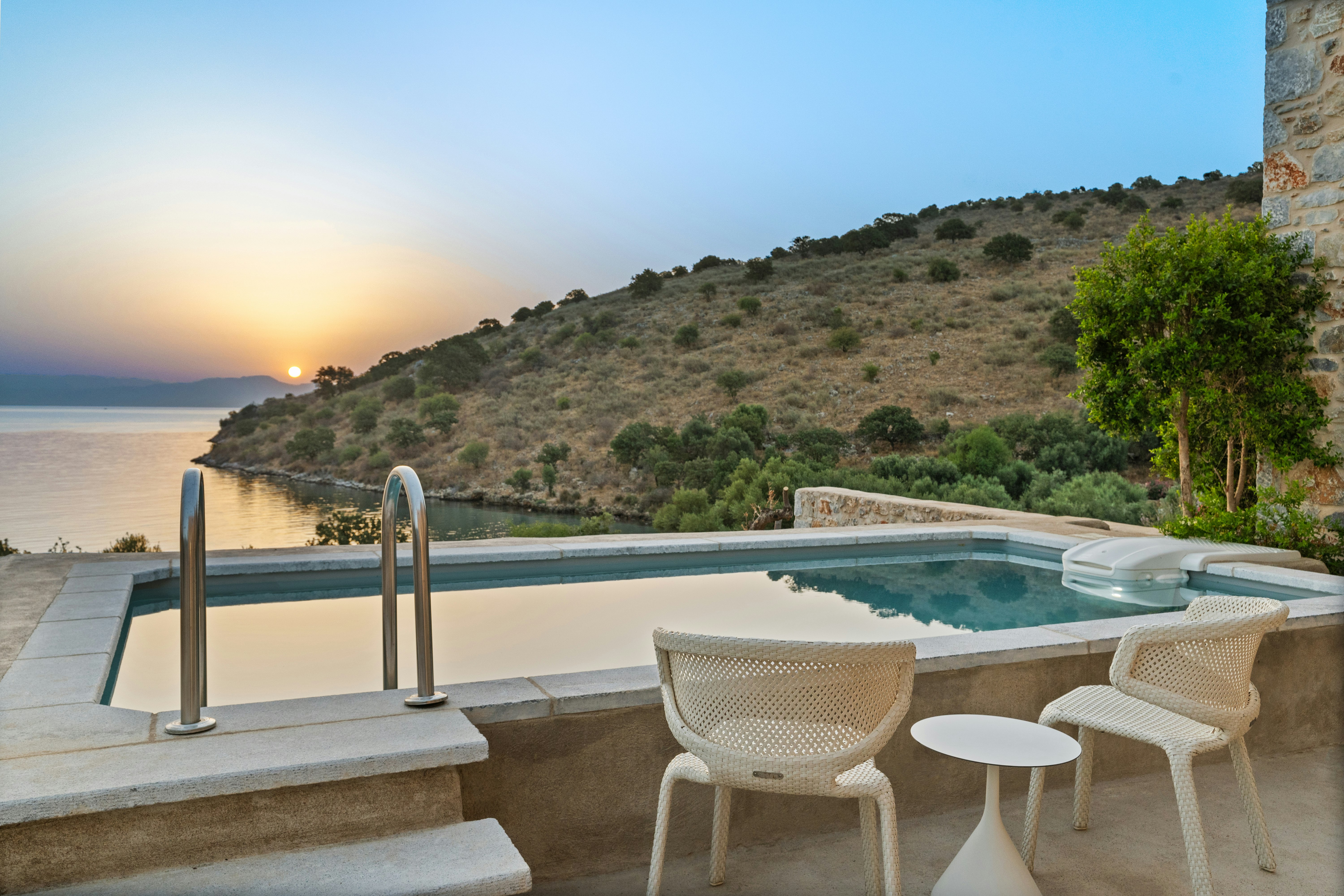 Private Pool Superior Suite Sea View - Pool