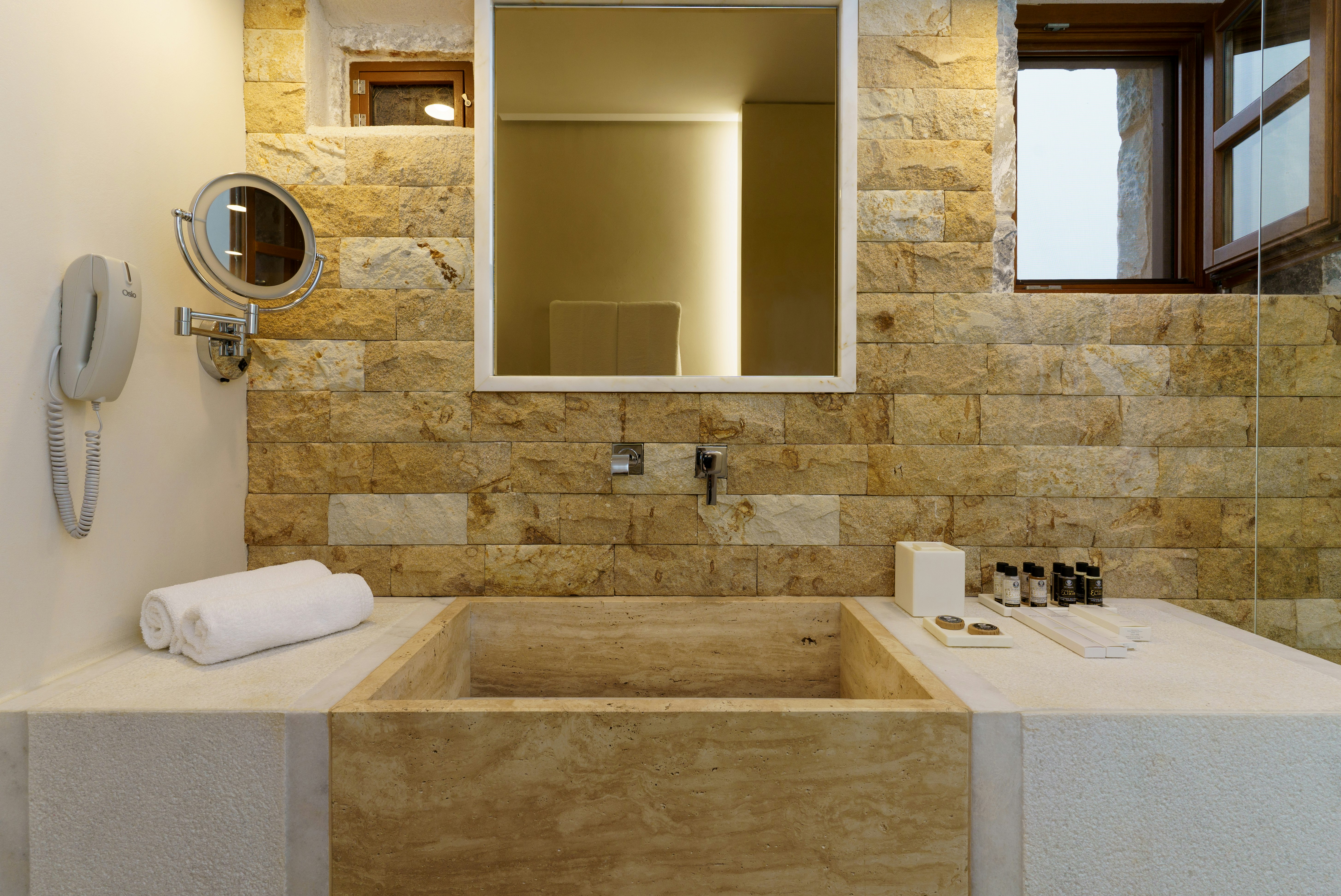 Upbeat Junior Suite Sea View - Bathroom