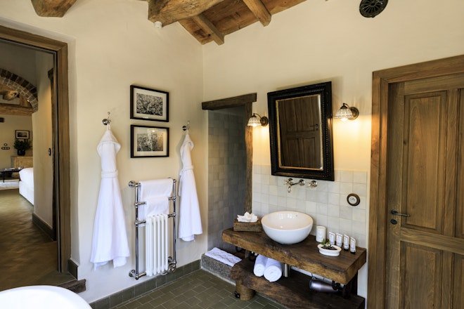 Clementina - Bathroom