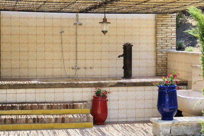 Melagrana - Outdoor Shower