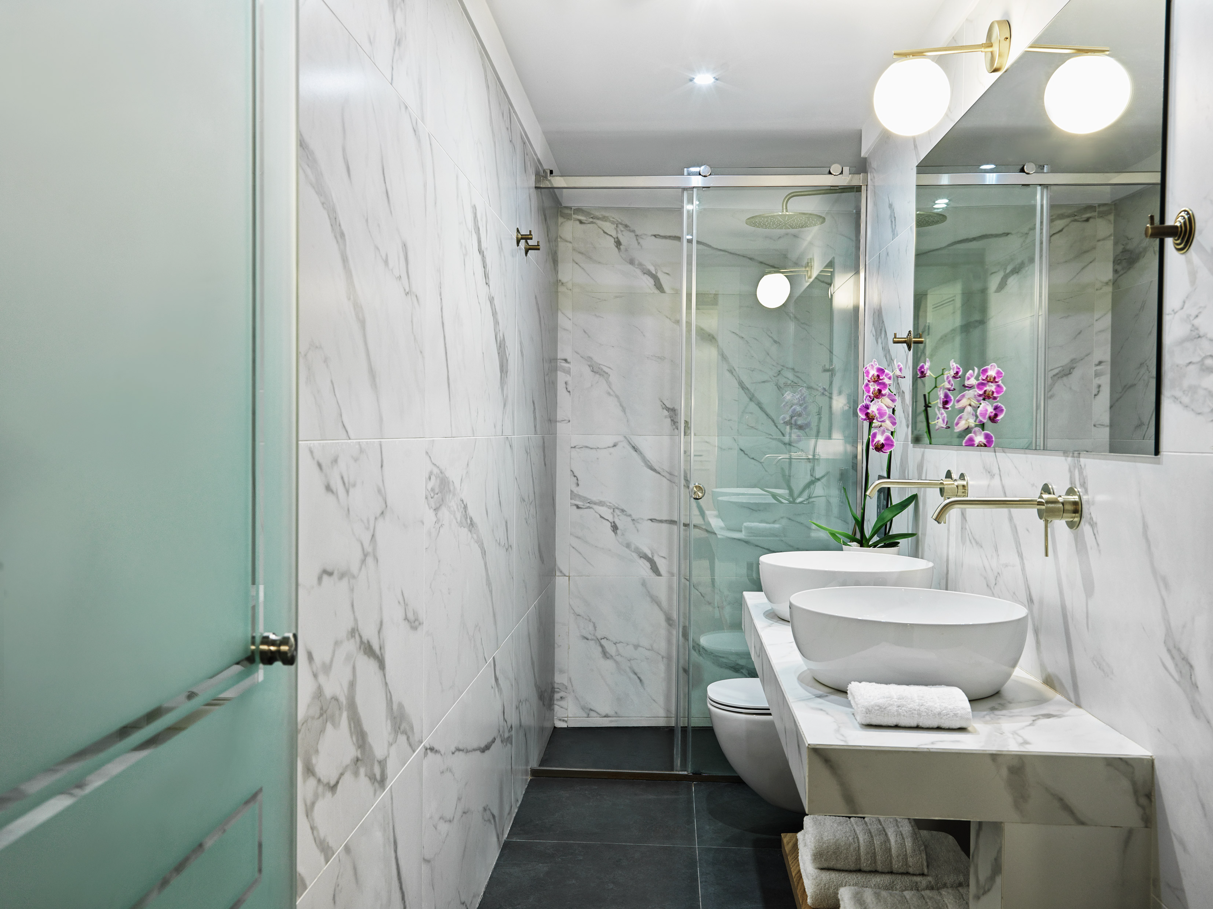 Courtyard Suite - Bathroom