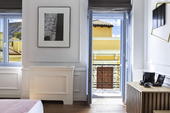 Elegant Suite - Room Details