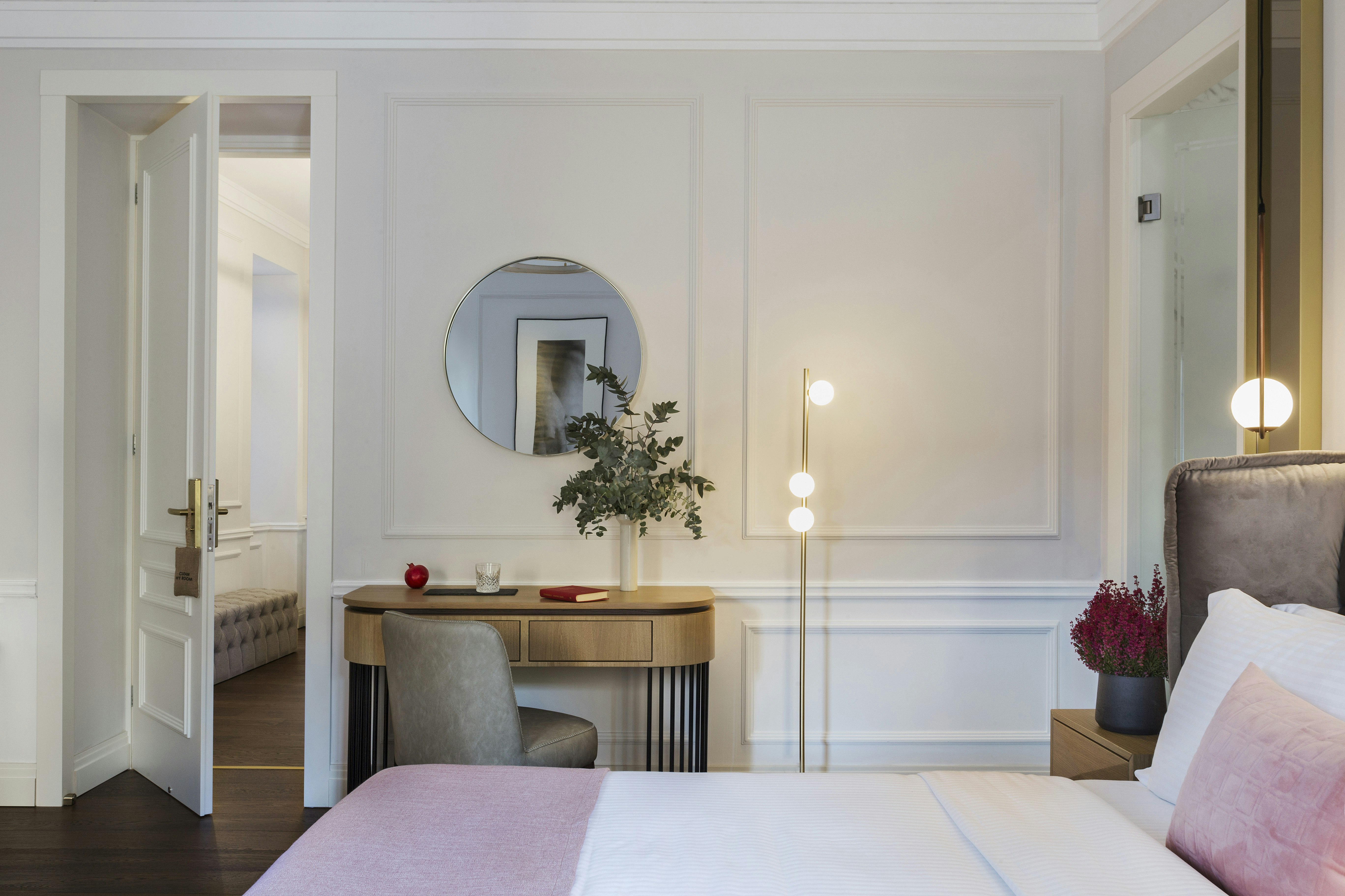 Elegant Suite - Bedroom