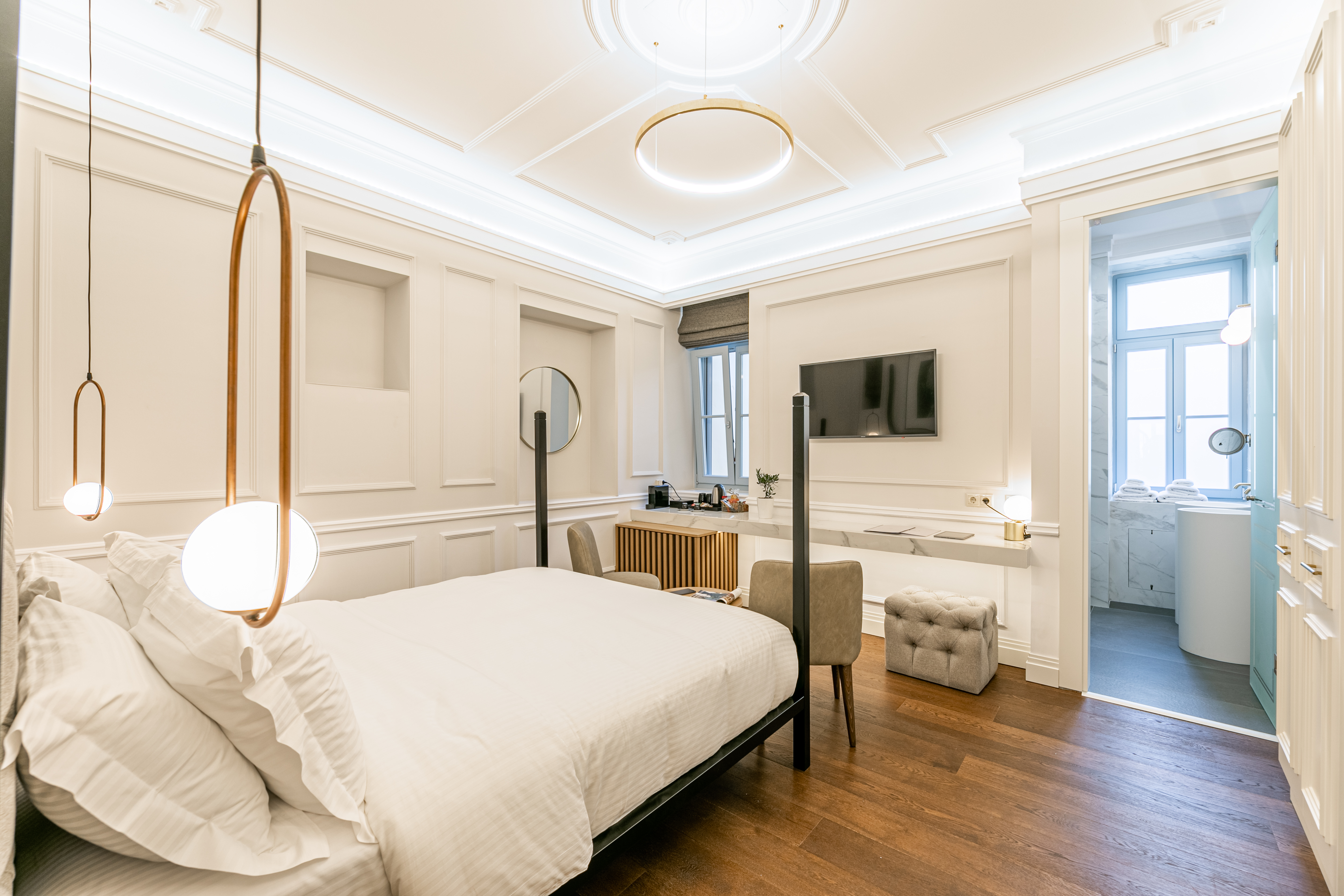 Petite Suite - Bedroom