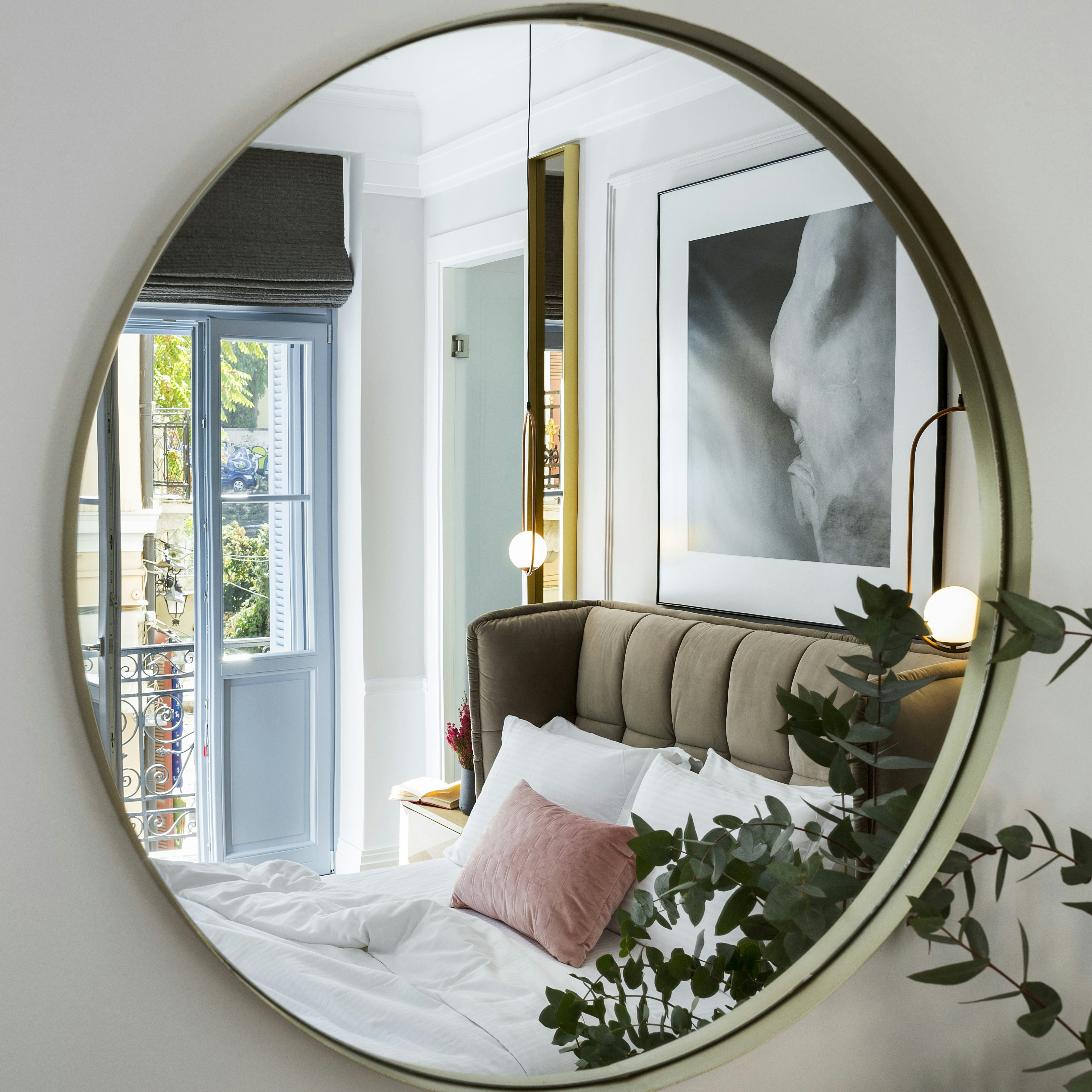 Elegant Suite - Bedroom