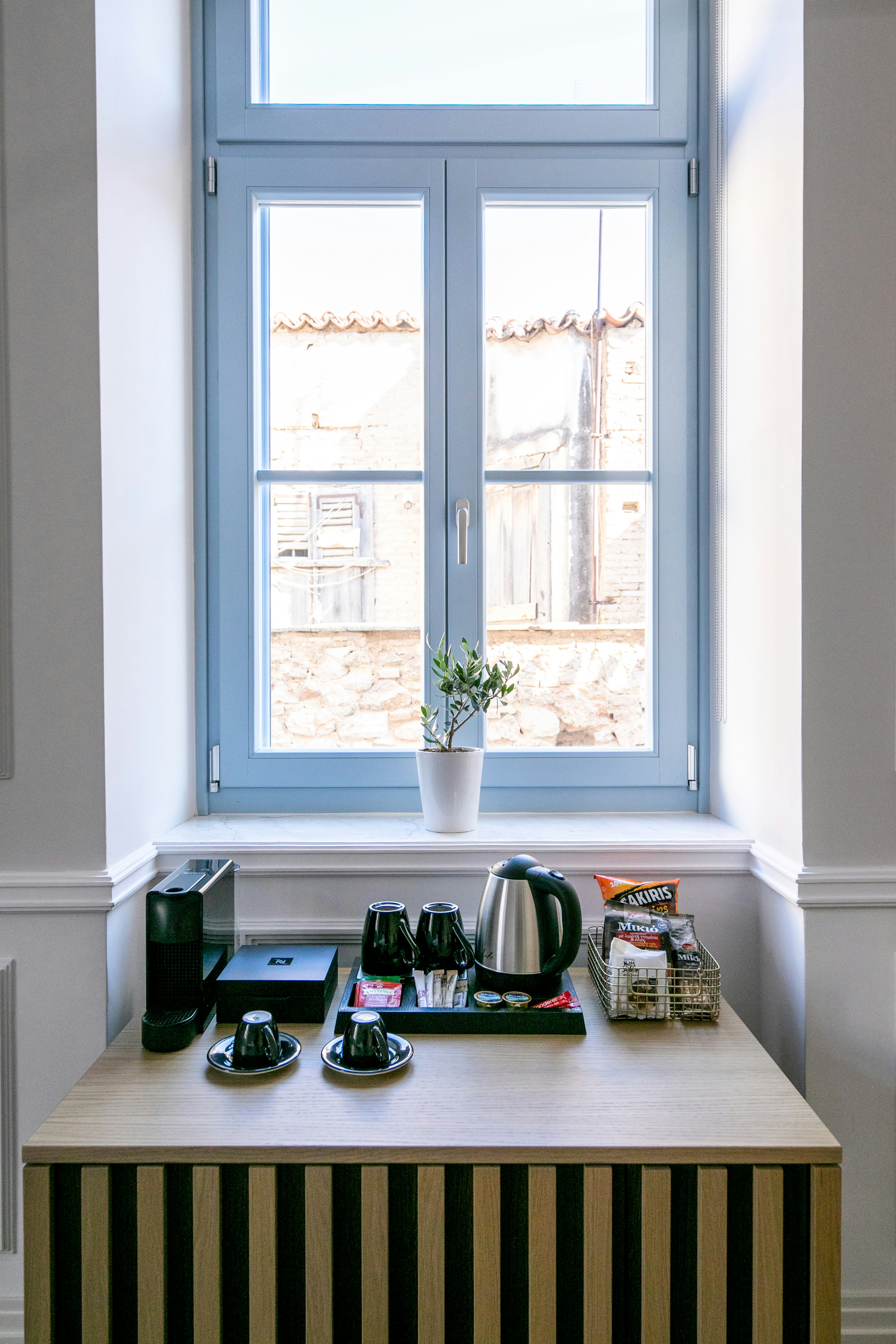 Supreme Suite - Tea & Coffee Station