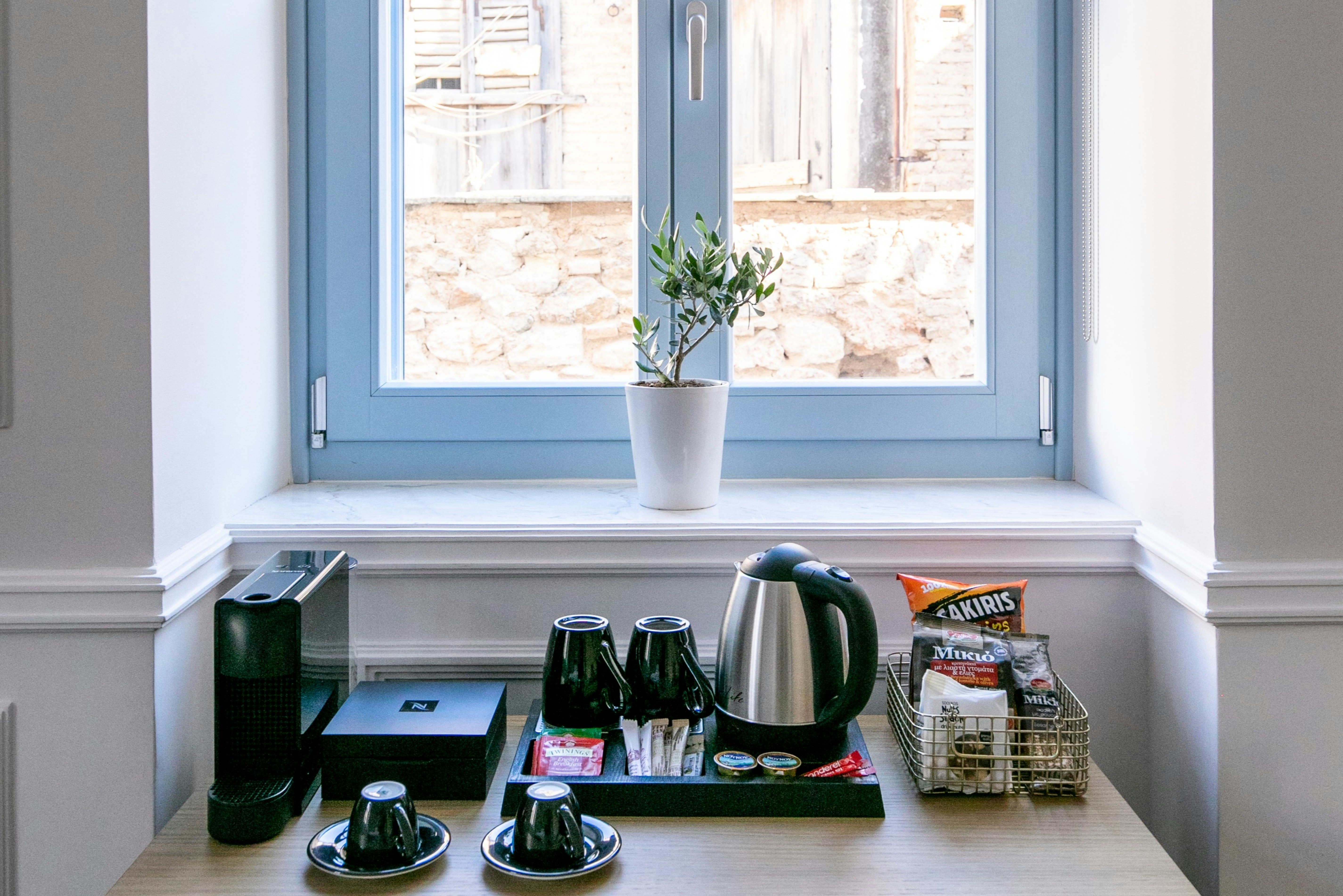 Supreme Suite - Tea Coffee Station