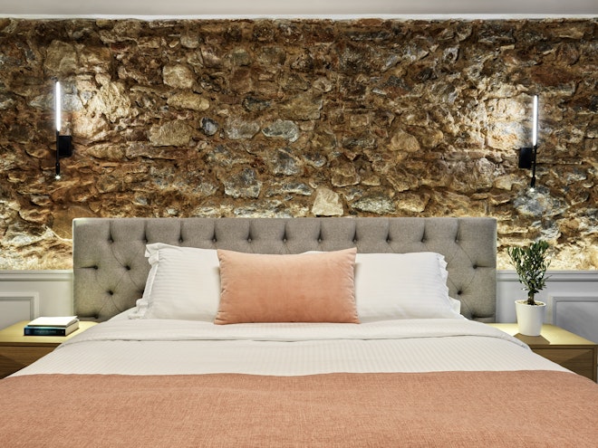 Courtyard Suite - Bedroom